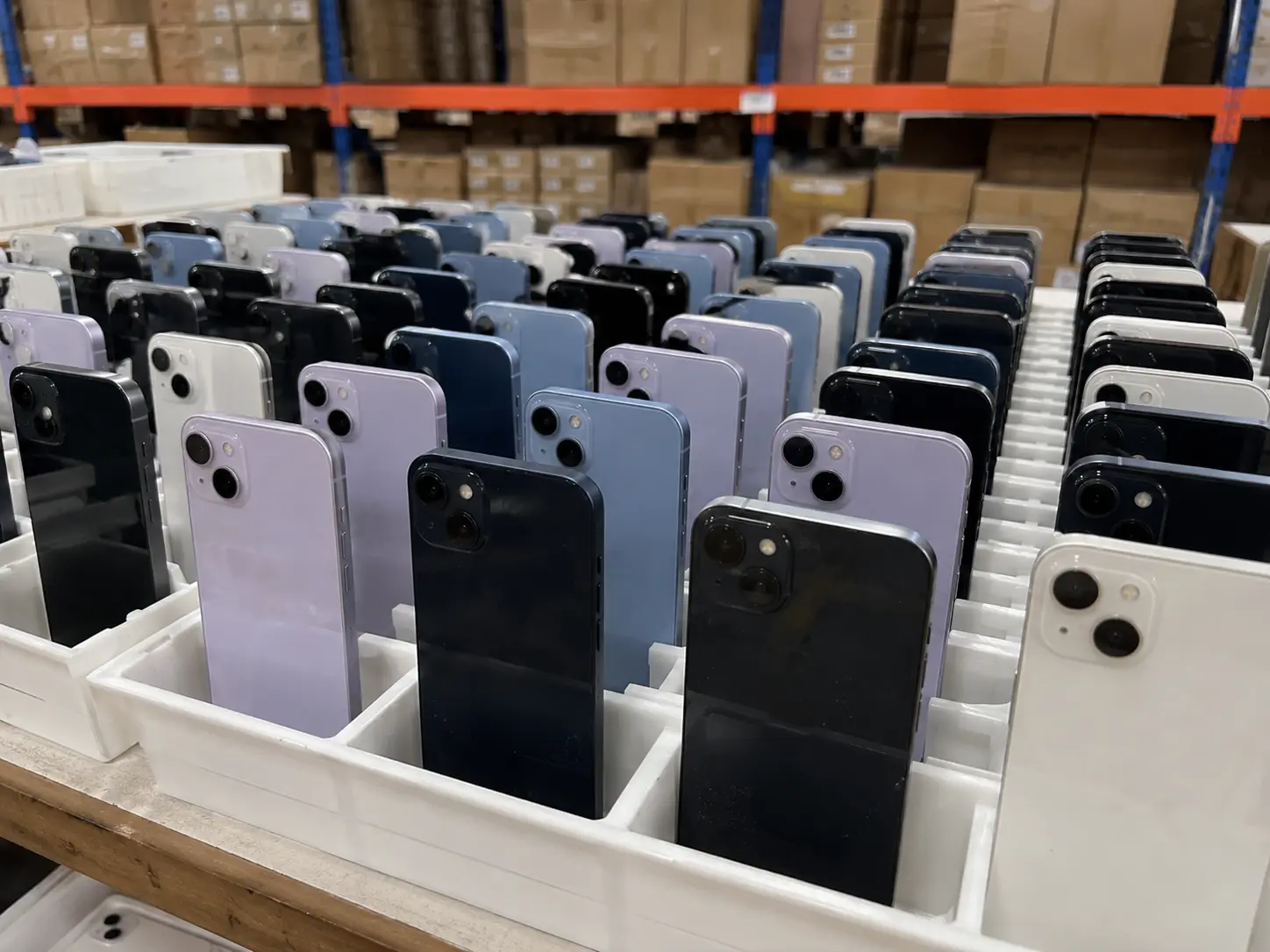iPhone 14 Grade B stock